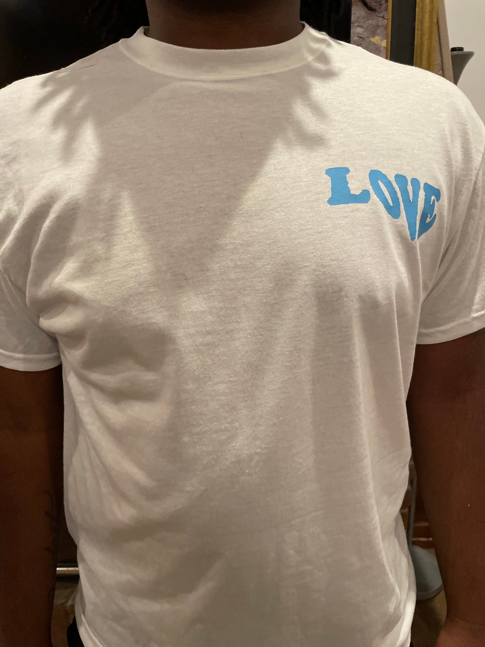 Love Never Fails (Blue)