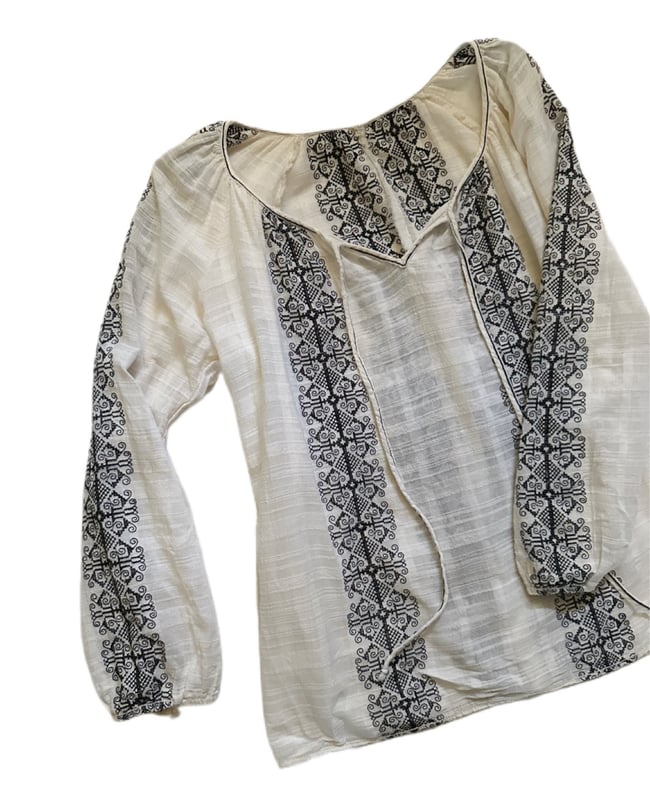 60s hand embroidered Hungarian peasant blouse
