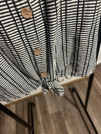 Image 3 of tie button top