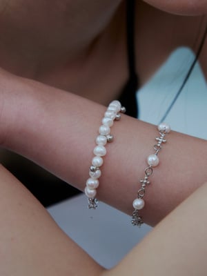 Image of LOWOOL - Plus Pearl Silver Bracelet