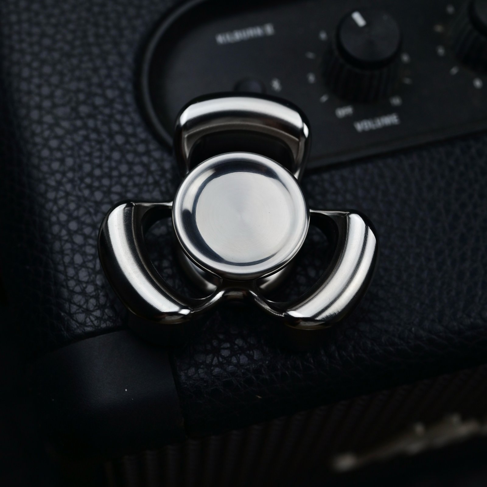 Tungsten Mega Tri Horizon Green ハンドスピナー Tungsten(W) Mega Tri horizon handspinner toys | KINETICS