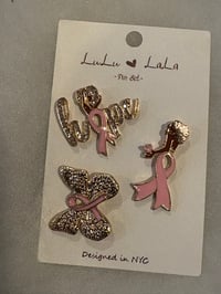 Image 1 of breast cancer brooch gold