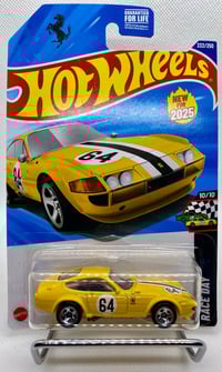 Ferrari 365 GTB4 Comp (Yellow)