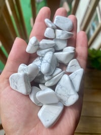 Howlite tumbled