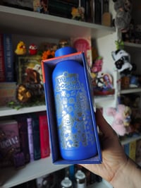 Botella azul eléctrico animal crossing