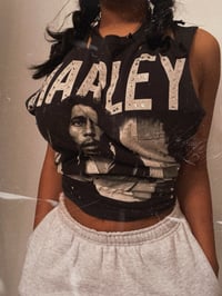 Image 4 of Sleeveless R MARLEY THRASHED TEE
