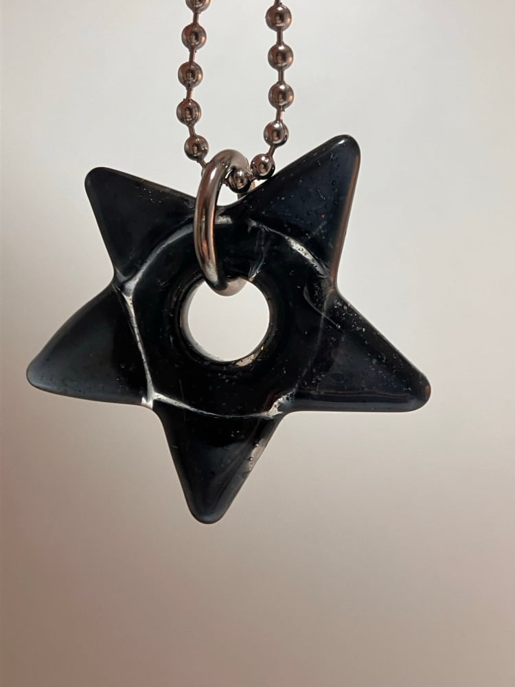 Image of crushed opal black star