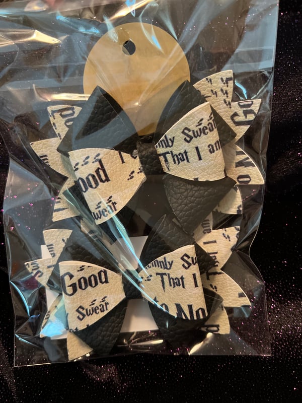 Image of 4" Wizard Map Leather Bows