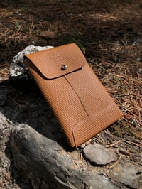 Image 3 of Hotel Cardholder - Caramel Grained Calfskin 