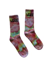 Image 4 of M/L Adult VANS Hand-Dyed Crew Socks in Kiwi Stawberry Ice Dye