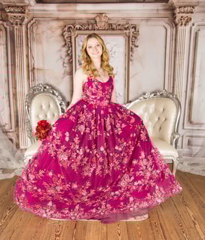 Image of Motherhood Elegance 