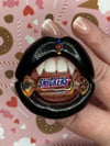 PHONE GRIP - Vampy Teeth With Black Lips And Candy