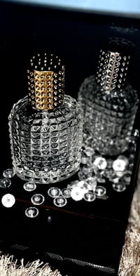 Image 3 of Unisex Fragrances 30ml crystal cut bottles 
