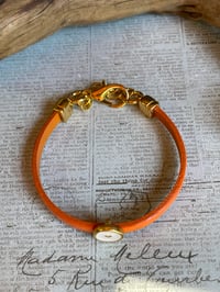 Image 9 of Golden VOL