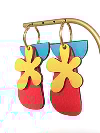 Image 22 of Boucles d'oreilles "Nerina" en cuir upcyclé 