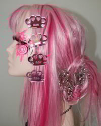 Image 3 of PROTECTION HAIR CLIP
