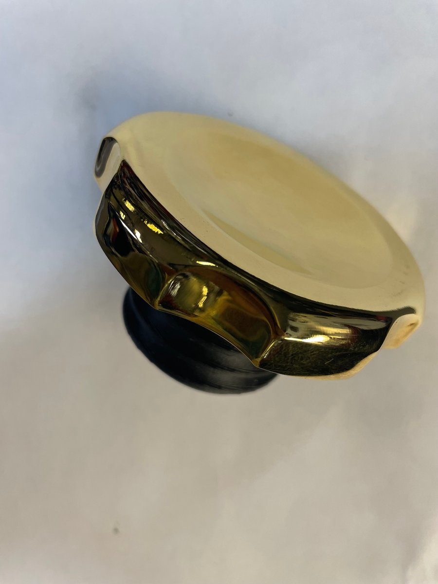 Vented Gas Caps / Ricky Bongos