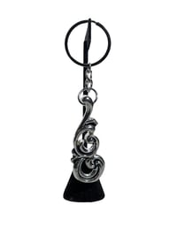 Image 3 of Faire Flourish Keychain