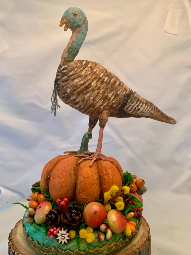 Image of Turkey Hen figure 5