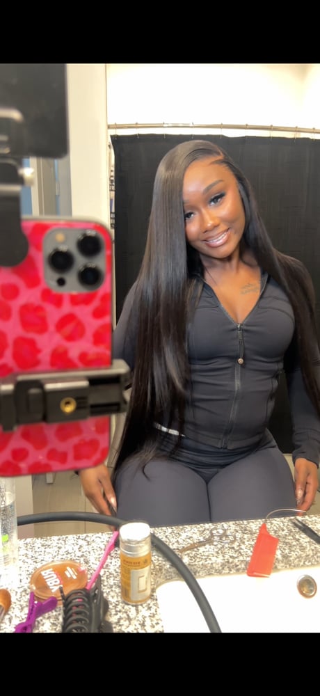 Image of 30 Inch Straight 13x6 Frontal