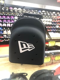 Image 1 of New Era 6 cap carrier 
