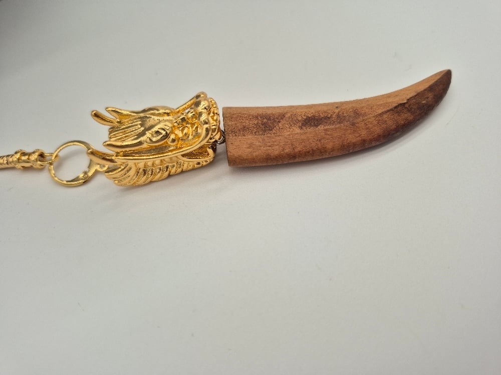 Image of Golden Talon Dragon