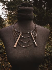 Image 3 of Chain and Bone