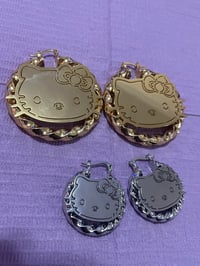 hello kitty earrings