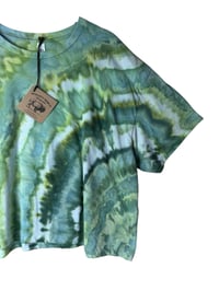 Image 3 of XXL Crop Tee in Verdant Agate Ice Dye