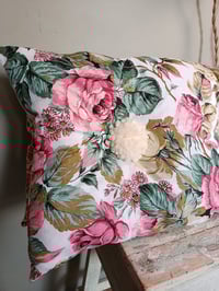 Image 2 of Coussin Rosalie 