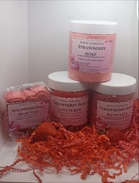 Image 4 of 🌹 Strawberry Rose Valentine’s Luxe Set – Limited Edition 💝