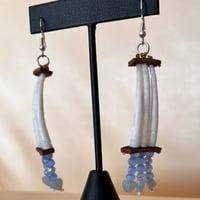 Image 2 of 1 tier Dentalium earrings (S) 