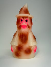 Image 1 of GLOW IN THE DARK WIZARD (CARAMEL/NEON PINK)