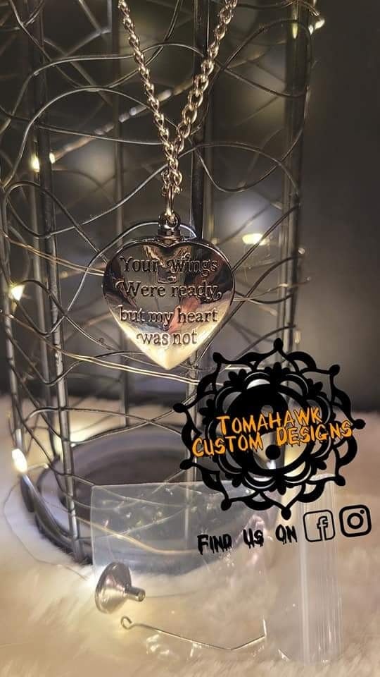 Image of Photo necklace urn