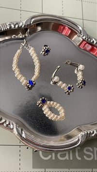 Image 2 of Mini Faux Pearl Sapphire Set (functional)