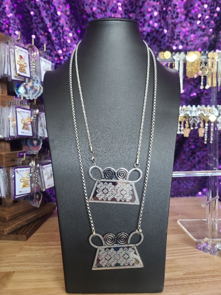 Image of "Nou" Water-Resistant Large Unisex Soul Lock Necklace