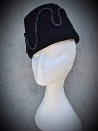 Image 3 of 'Sloane' in Black