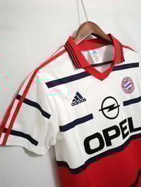 Image 4 of Bayern Munich 98/01 Retro Away Jersey