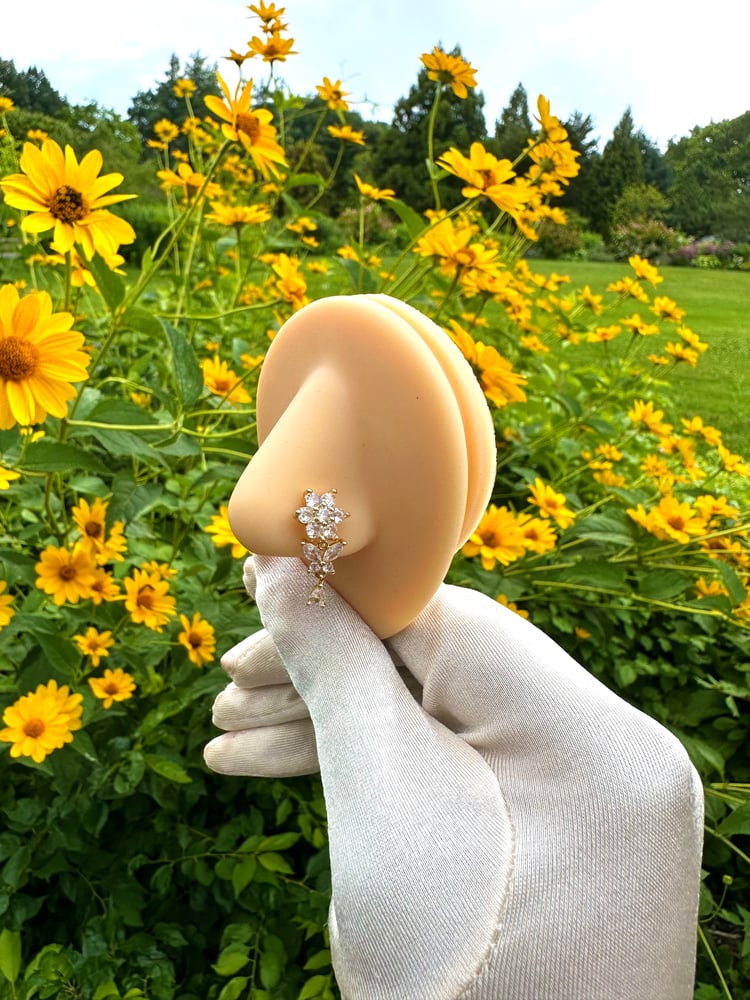 Image of Dangle Flower Nose Ring