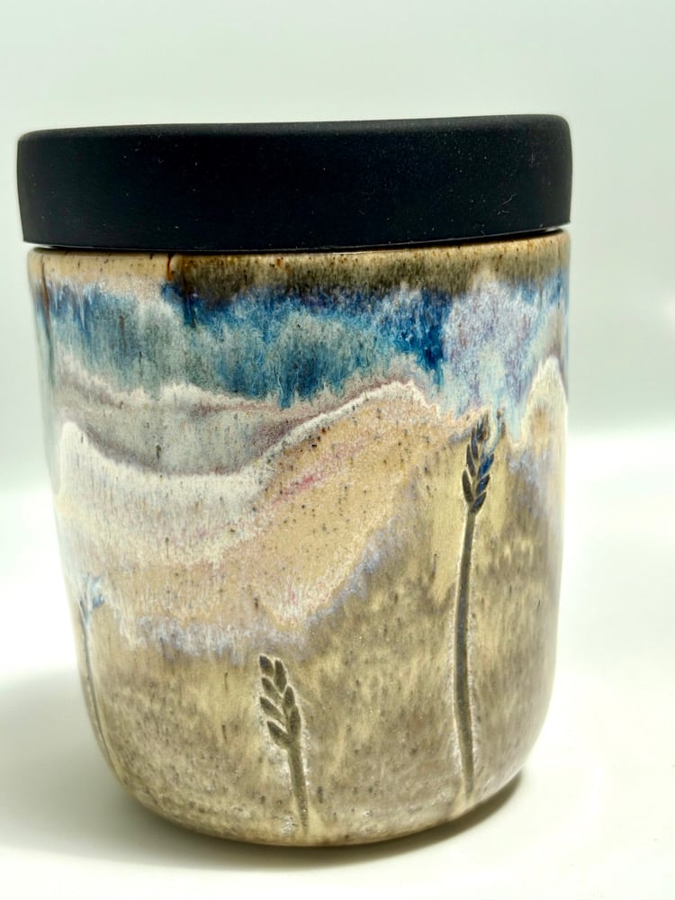 Image of Wheat Cup Dusk Medium 