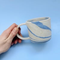 Image 2 of Swirl Mug - with handle / Large