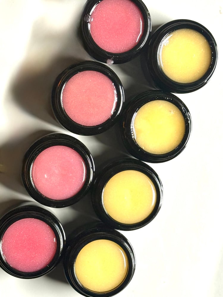 Image of HONEY LIP SCRUB