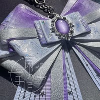 Image 1 of Xavier Inspired Bow