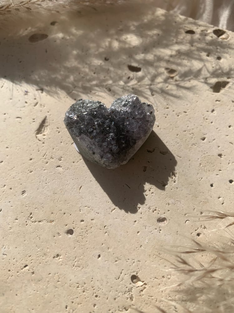 Image of Mini Amethyst Heart Clusters
