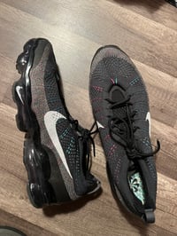 Image 1 of Nikes black 
