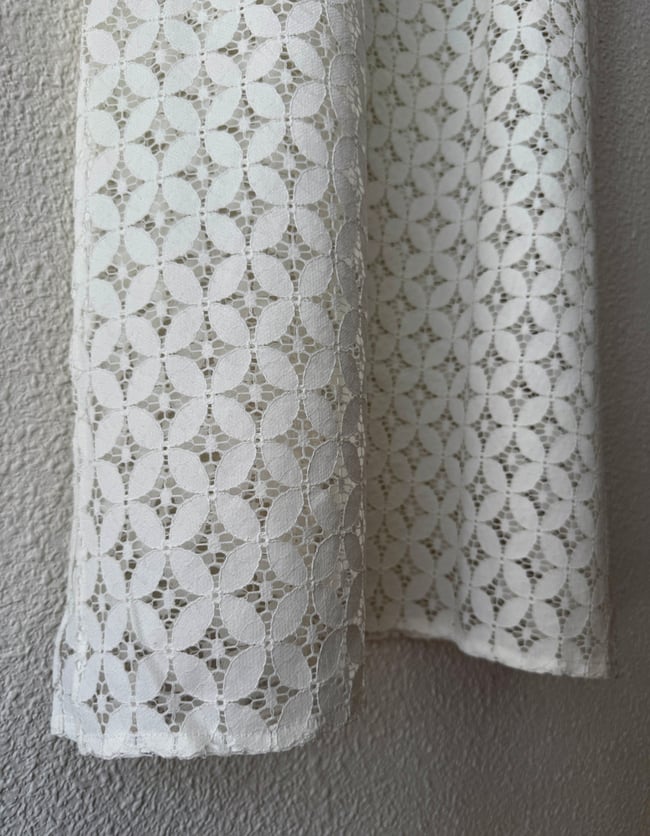 WHITE GUIPURE LACE KAFTAN