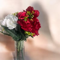 Artificial centerpiece