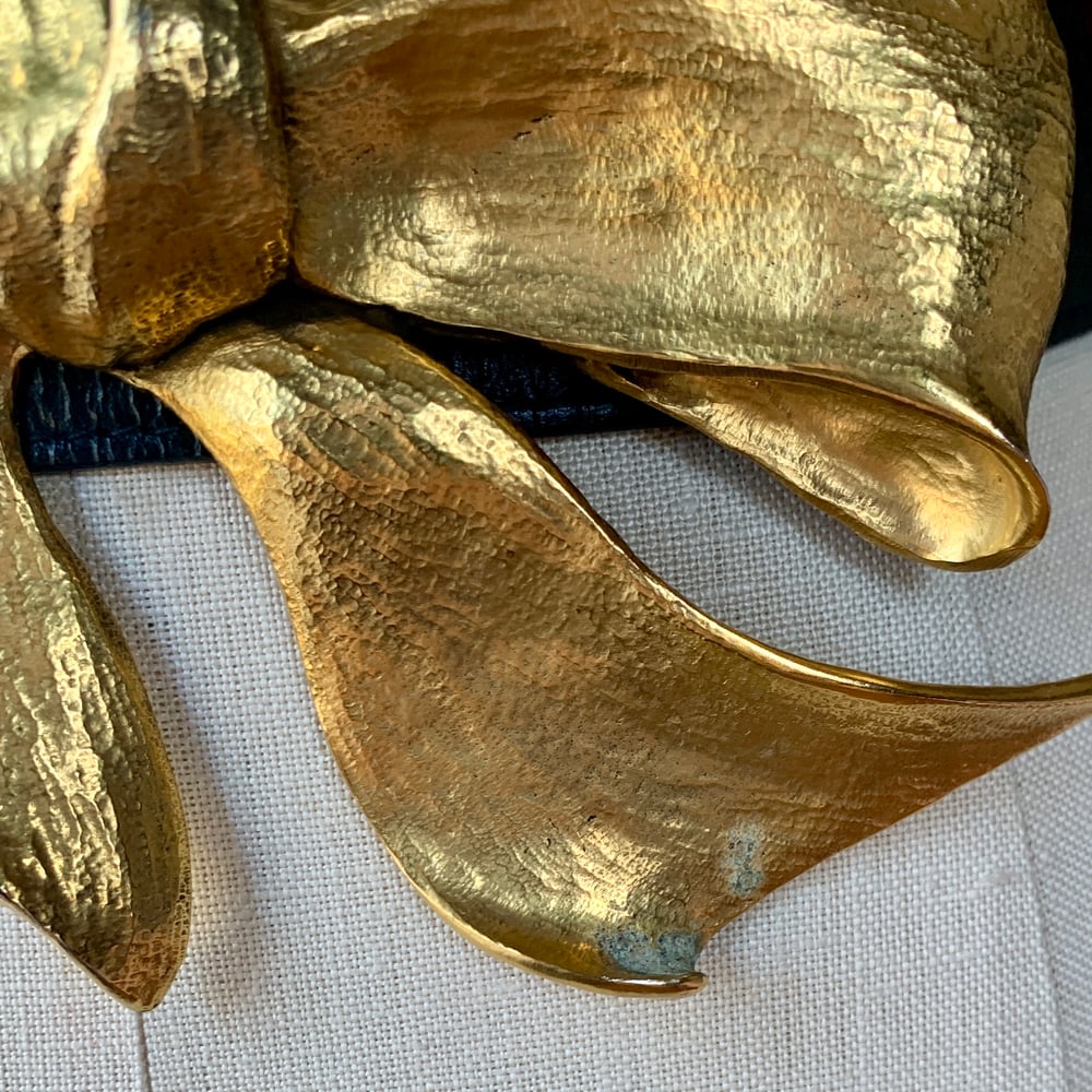 Christopher Ross Gold Bow Belt Buckle