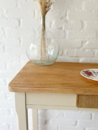 Image 2 of Table bureau 