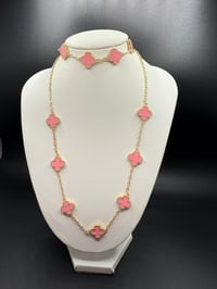 Image 4 of Clover Set Pink 